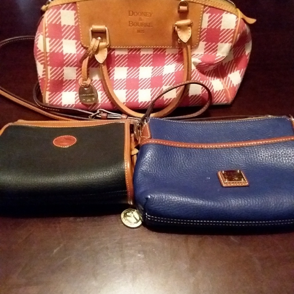 Purses - Picture 7 of 8